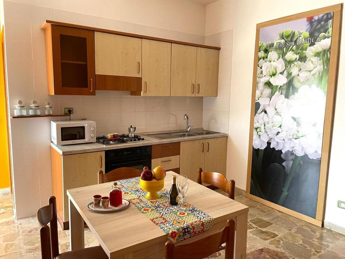 La Fresia Bianca Apartment Sciacca Luaran gambar